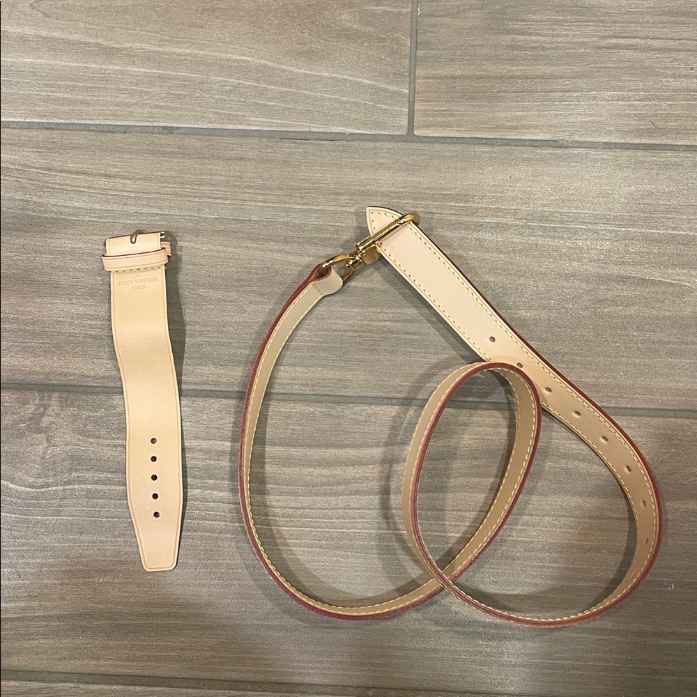 Louis Vuitton - Elegant Tan Leather Straps
